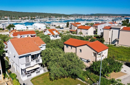 Bibinje Apartment | One bedroom apartment with balcony Bibinje, Zadar (A-14338-a)