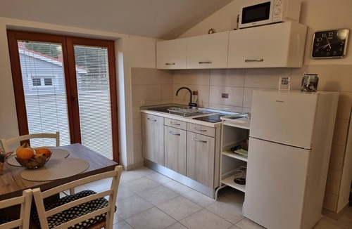 Fazana Apartment | One Bedroom Apartment with Balcony and Sea View