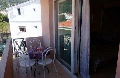 Gradac Apartment | One bedroom apartment with balcony and sea view Gradac, Makarska (A-21172-b)