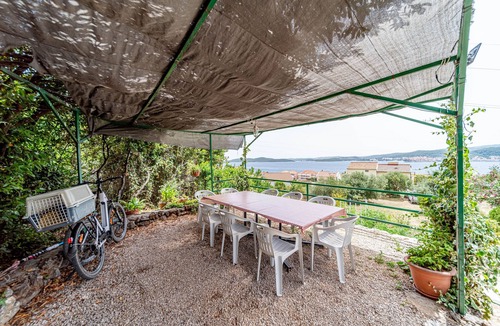 Kuciste Apartment | One bedroom apartment with terrace Kučište - Perna, Pelješac (A-10161-c)