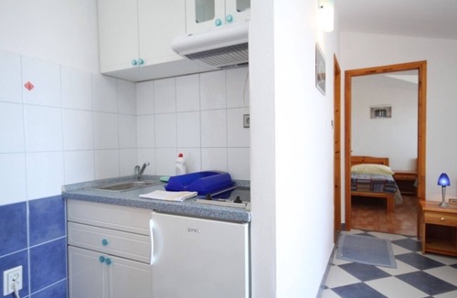 Sucuraj Apartment | One bedroom apartment with balcony and sea view Sućuraj (Hvar) (A-3589-a)
