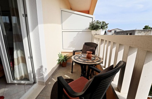Sucuraj Apartment | One bedroom apartment with balcony Sućuraj, Hvar (A-11228-b)