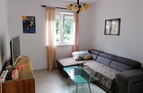 Zlobin Apartment | One bedroom apartment with terrace Zlobin, Gorski kotar (A-22631-a)