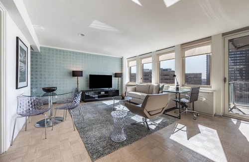 Back Bay Apartment | One Bedroom Apartment W/Luxury Amenities