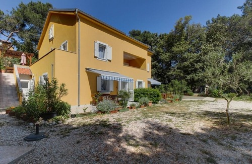 Artatore Apartment | One bedroom apartment with terrace Artatore, Lošinj (A-8022-a)