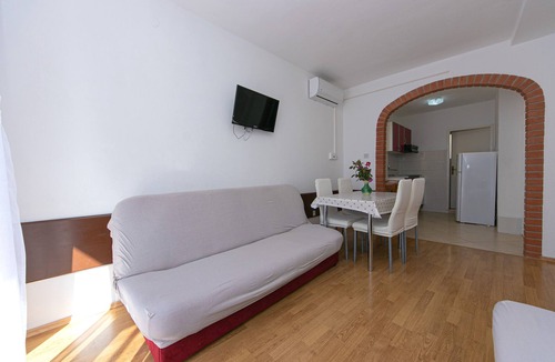 Gradac Apartment | One bedroom apartment with balcony and sea view Gradac, Makarska (A-5198-b)