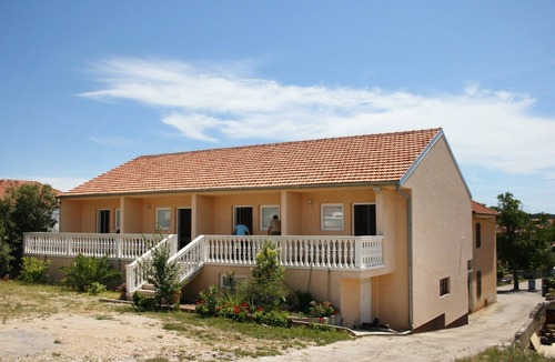 Jezera Apartment | One bedroom apartment with terrace Jezera, Murter (A-5107-b)