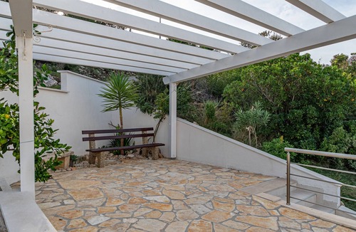 Kneza Apartment | One bedroom apartment with terrace and sea view Kneža, Korčula (A-21863-a)