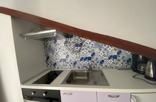 Lopar Apartment | One bedroom apartment with balcony Lopar, Rab (A-16680-f)
