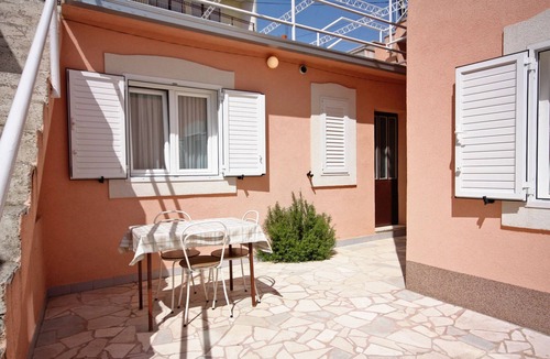 Marina Apartment | One bedroom apartment with terrace Marina (Trogir) (A-6116-f)