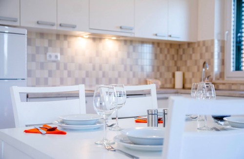 Cove Makarac (Milna) Apartment | One bedroom apartment with terrace and sea view Milna, Brač (A-22122-c)