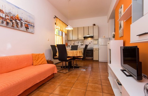 Punat Apartment | One bedroom apartment with terrace Punat, Krk (A-17857-a)