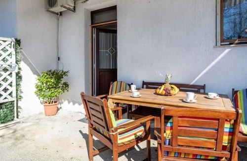 Selce Apartment | One bedroom apartment with terrace Selce (Crikvenica) (A-5477-c)