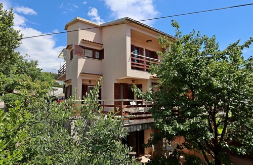 Selce Apartment | One bedroom apartment with terrace Selce, Crikvenica (A-24450-b)