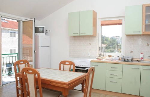Trpanj Apartment | One bedroom apartment with balcony Trpanj, Pelješac (A-4510-a)