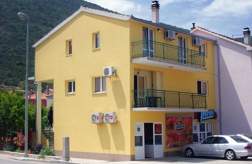 Trpanj Apartment | One bedroom apartment with balcony Trpanj, Pelješac (A-4510-a)