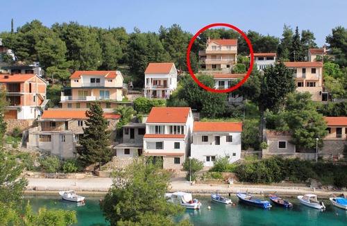Vrbanj Apartment | One bedroom apartment with terrace and sea view Basina, Hvar (A-12420-b)