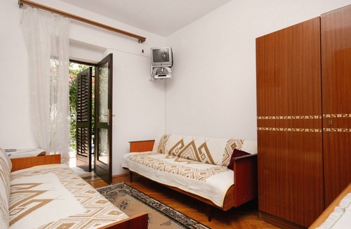 Baska Apartment | One bedroom apartment with terrace Baška, Krk (A-5412-a)