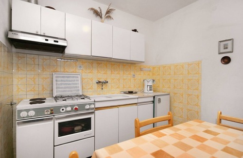 Baska Apartment | One bedroom apartment with terrace Baška, Krk (A-5412-a)