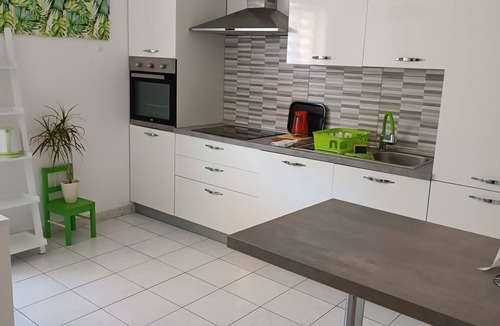 Kastel Apartment | One bedroom apartment with terrace Kaštel (Central Istria - Središnja Istra) (A-21309-b)