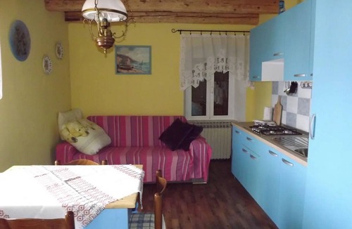 Beli Apartment | One bedroom apartment with balcony and sea view Beli, Cres (A-22435-a)
