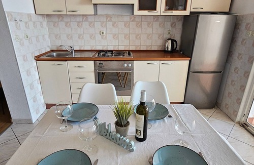 Island Hvar Apartment | One bedroom apartment with balcony and sea view Ivan Dolac, Hvar (A-12644-b)