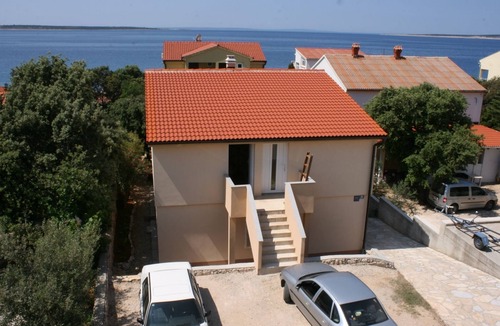 Mandre Apartment | One bedroom apartment with terrace Mandre, Pag (A-6516-c)