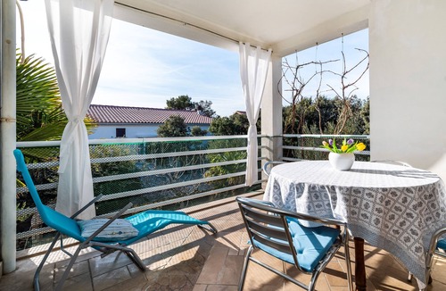 Mandre Apartment | One bedroom apartment with terrace Mandre, Pag (A-13015-c)