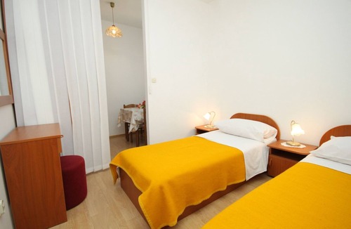 Mlini Apartment | One bedroom apartment with balcony and sea view Mlini, Dubrovnik (A-8835-b)