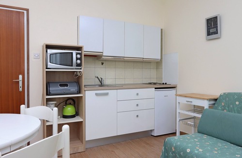 Punat Apartment | One bedroom apartment with balcony and sea view Punat, Krk (A-5410-b)