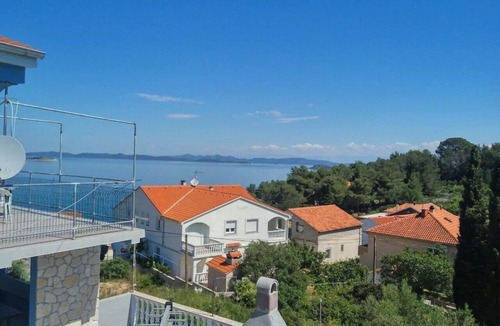Island Dugi Otok Apartment | One bedroom apartment with terrace and sea view Sali, Dugi otok (A-8181-c)