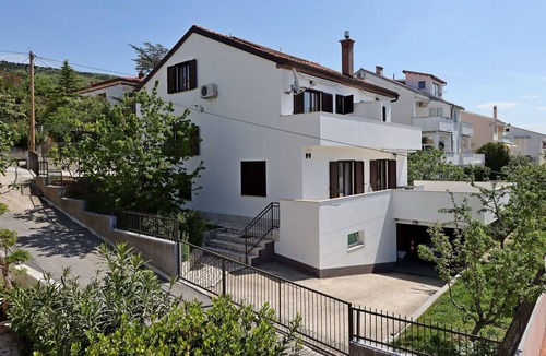 Selce Apartment | One bedroom apartment with balcony and sea view Selce, Crikvenica (A-2362-a)
