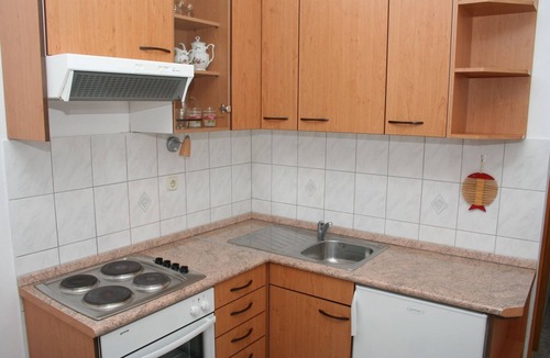 Bol Apartment | One bedroom apartment with terrace and sea view Bol, Brač (A-2884-b)