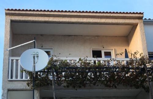 Bol Apartment | One bedroom apartment with terrace and sea view Bol, Brač (A-2884-b)