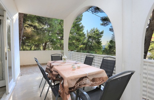 Stanici Apartment | One bedroom apartment with terrace and sea view Balića Rat, Omiš (A-1065-b)
