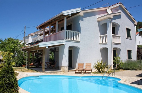 Palit Apartment | One bedroom apartment with terrace Banjol, Rab (A-3215-b)