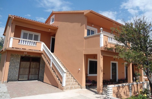 Mundanije Apartment | One bedroom apartment with balcony Mundanije, Rab (A-12242-a)