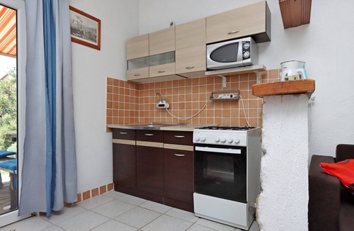 Senj Apartment | One bedroom apartment with terrace and sea view Senj (A-5571-c)