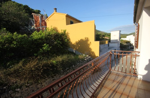 Vis Apartment | One bedroom apartment with balcony Vis (A-8435-a)