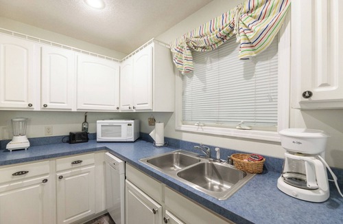 Grand Rivers Condo | One Bedroom Bayside Condo