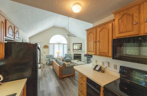 Grand Rivers Condo | One Bedroom Bayside Condo