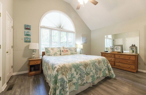 Grand Rivers Condo | One Bedroom Bayside Condo