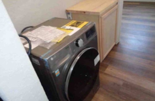 Victor Cabin | One Bedroom cabin-Walk to river