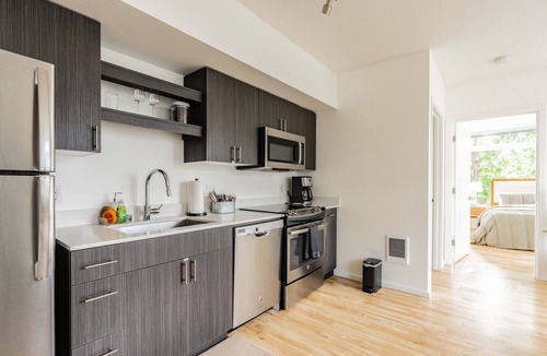 Minor Apartment | One bedroom Central District Apartment