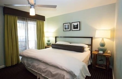 Lakeside Park Resort | One Bedroom Condo with Sofa Bed and Full Kitchen, Sleeps 4