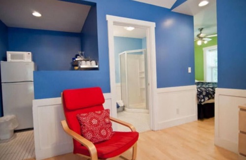 Monticello Cottage | One bedroom cottage -Standard 06