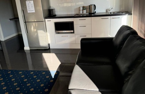 Cardiff Apartment | One Bedroom Disability Access