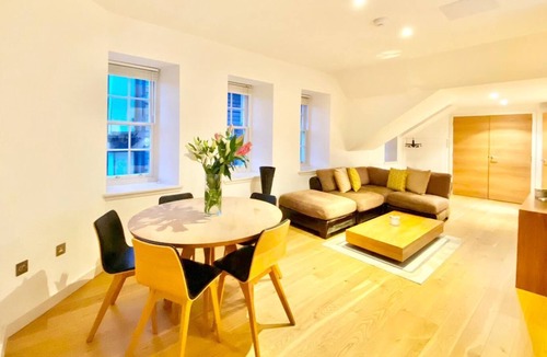 Laurieston Apartment | One Bedroom Executive - 1 Bedroom Executive Apartment