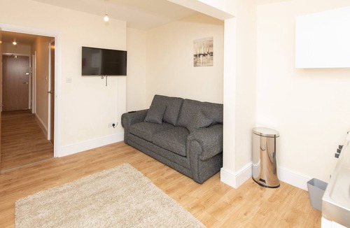 Southampton Apartment | One Bedroom Flat for Contractors, Nurses & Couples