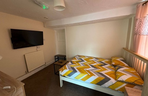 Walsall House | One Bedroom Flat with on premises parking